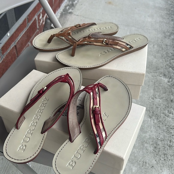 Burberry Aldermary Haymarket Flip Flop Sandal - Picture 2 of 6